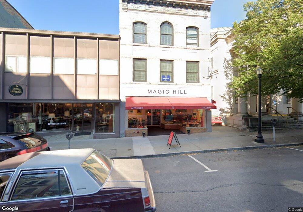 558 Warren St unit 2, Hudson, NY 12534 - photo 1