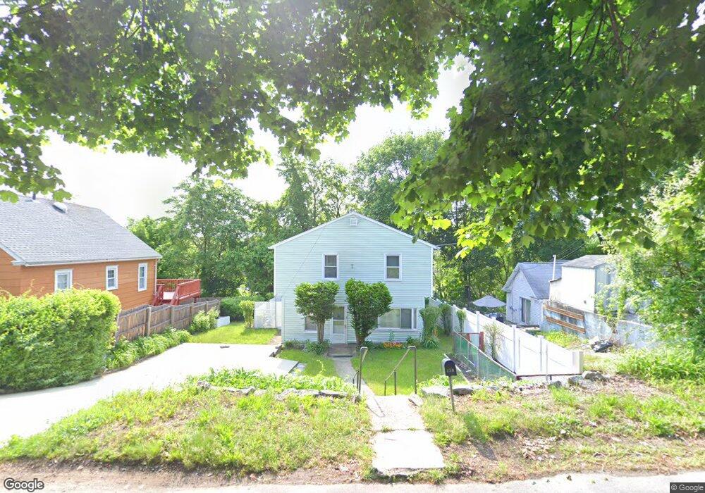 230 Hillcrest Rd, Bridgeport, CT 06606 - photo 1