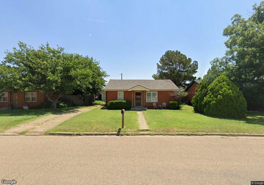 510 Grandview St, Plainview, TX 79072 - photo 1