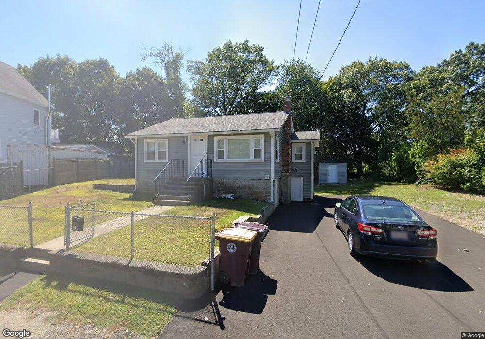 53 Suwanee Rd, East Weymouth, MA 02189 - photo 1