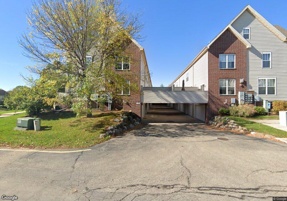 81 S Gardens Way unit 207, Fitchburg, WI 53711 - photo 1