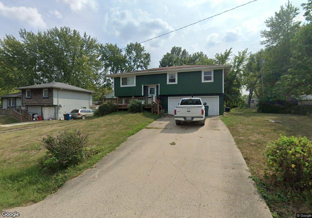 603 W Allen St, Spring Hill, KS 66083 - photo 1