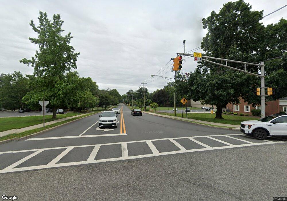 19 Holbrook Ct, Old Tappan, NJ 07675 - photo 1