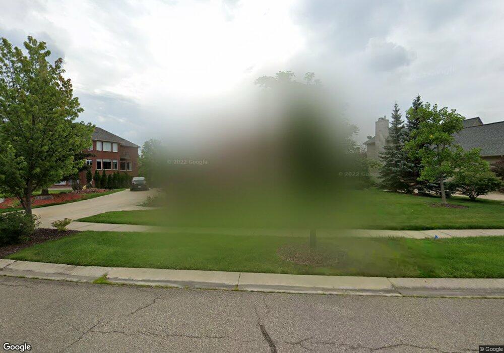 7083 Yarmouth Dr, West Bloomfield, MI 48322 - photo 1