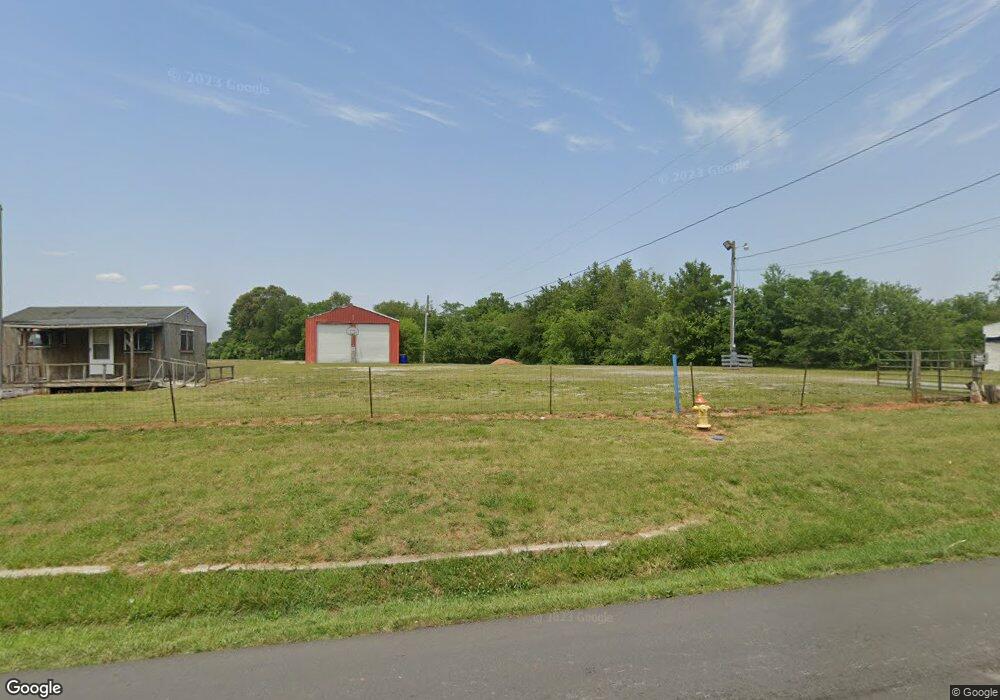 715 E Cedar St, Franklin, KY 42134 - photo 1