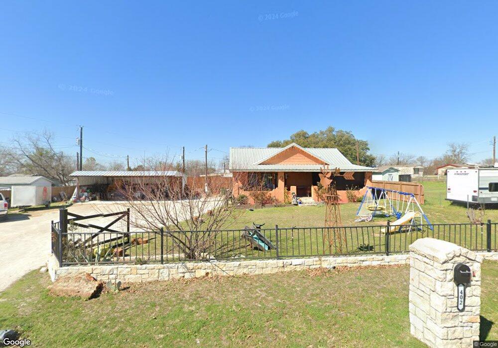 320 Skylark Dr, Granbury, TX 76049 - photo 1