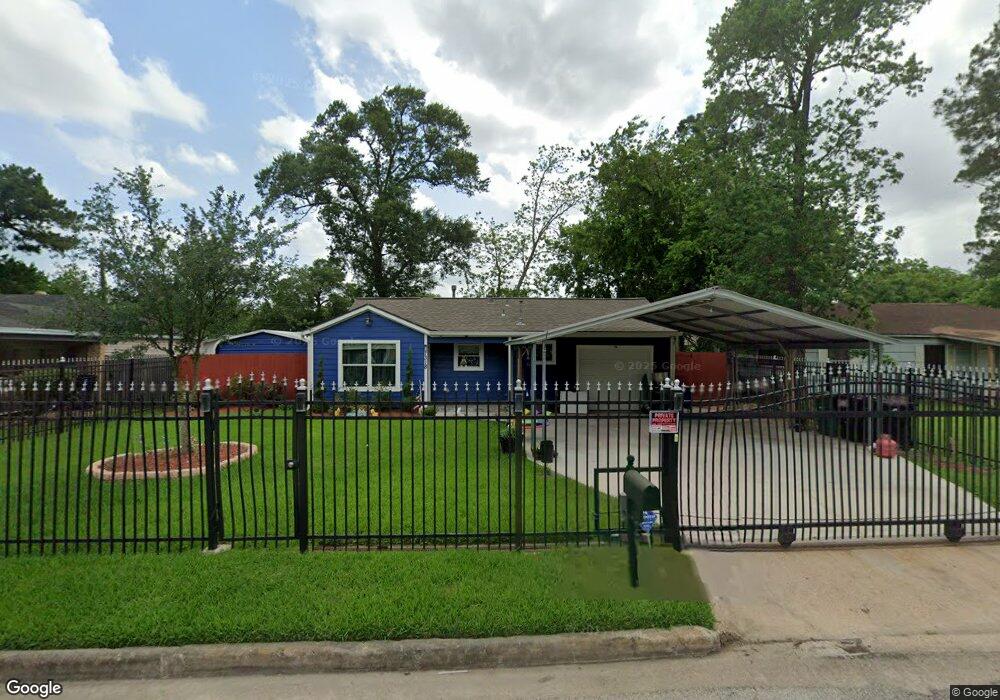 7318 Marilyn Ln, Houston, TX 77016 - photo 1