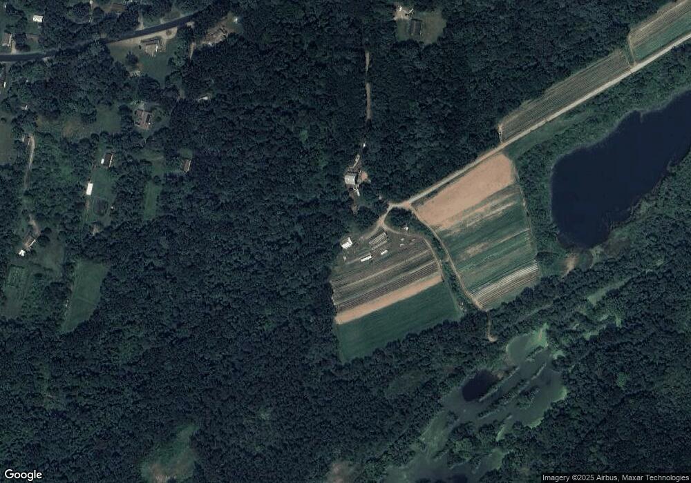 246 Sandy Valley Dr, Falls, PA 18615 - photo 1