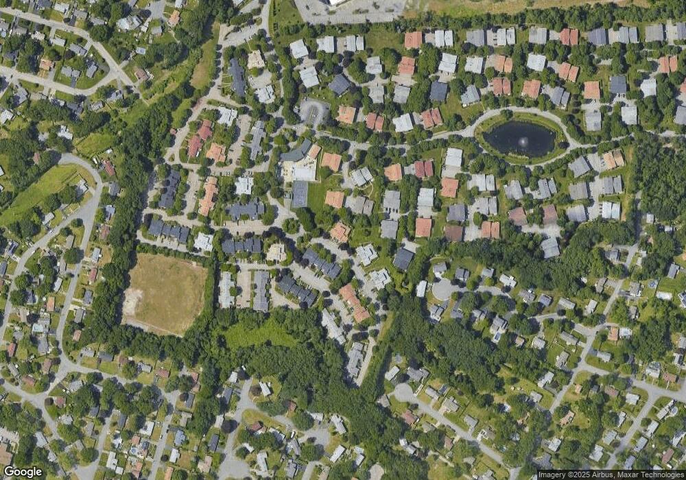 755 Williamsburg Cir unit 755, Warwick, RI 02886 - photo 1