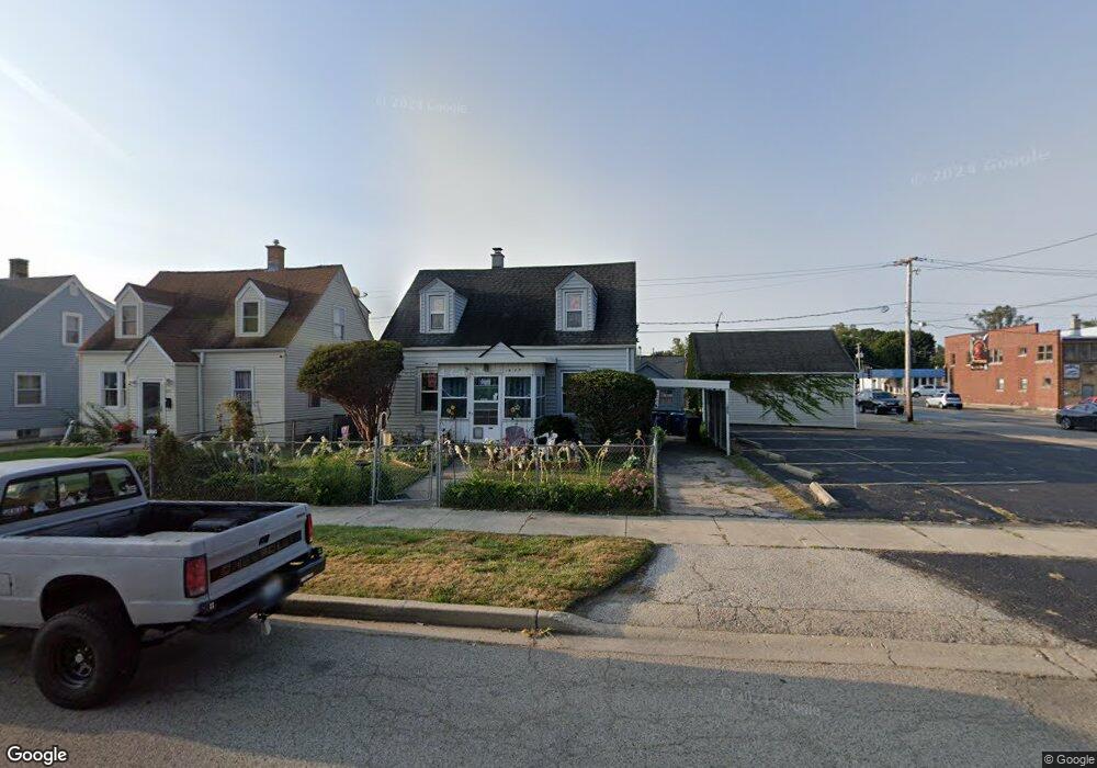 1829 Lewis Place, Waukegan, IL 60085 - photo 1