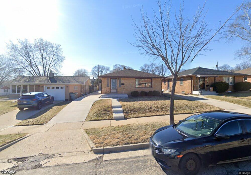 4447 S Taylor Ave, Milwaukee, WI 53207 - photo 1