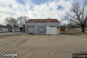 116 E 6th Ave, Caney, KS 67333