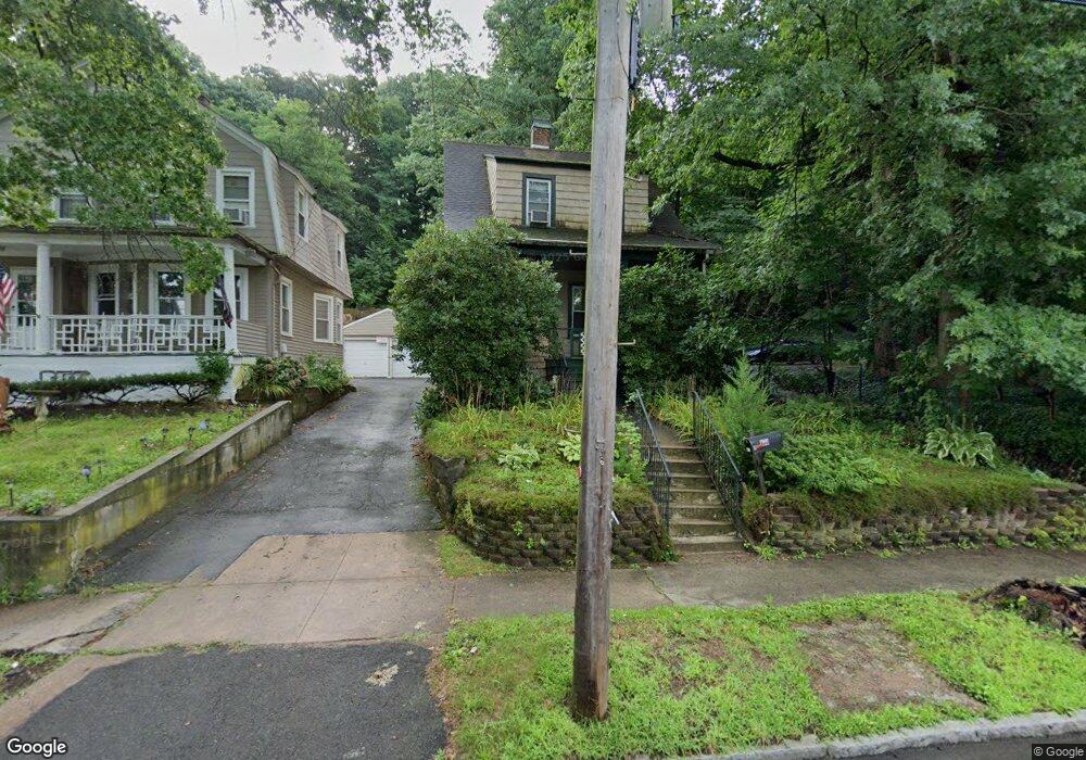 973 Townsend Ave, New Haven, CT 06512 - photo 1