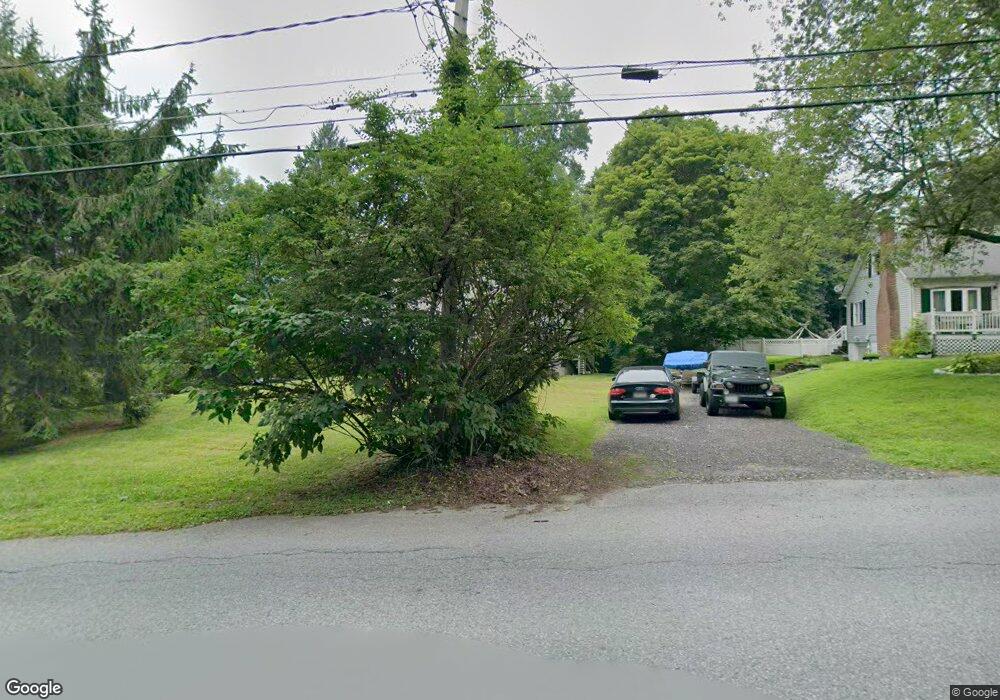 5 Reservoir Rd, Pawling, NY 12564 - photo 1