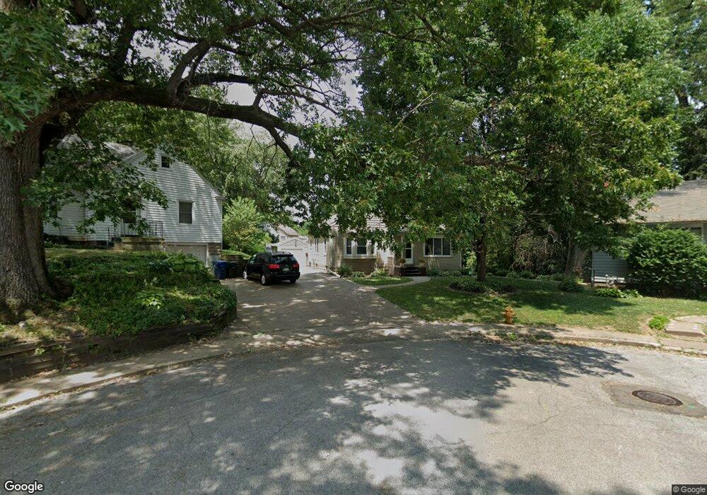 1530 Fulton Ct, Davenport, IA 52803 - photo 1