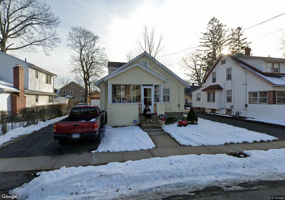 93 Brookline Ave, Bloomfield, CT 06002 - photo 1