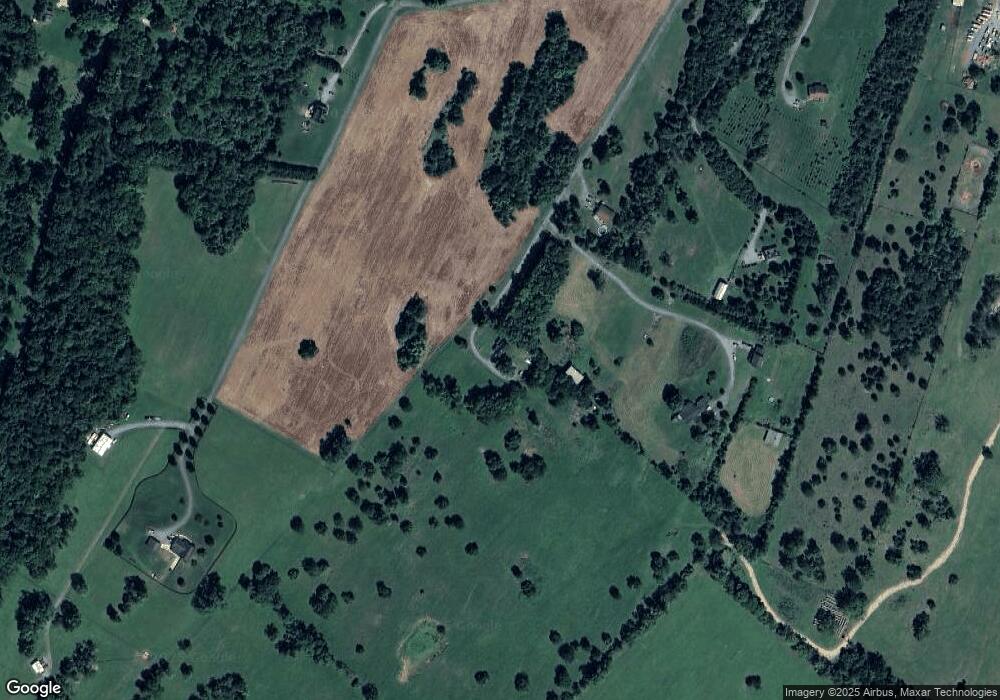 182 Rutherford Ln, Berryville, VA 22611 - photo 1