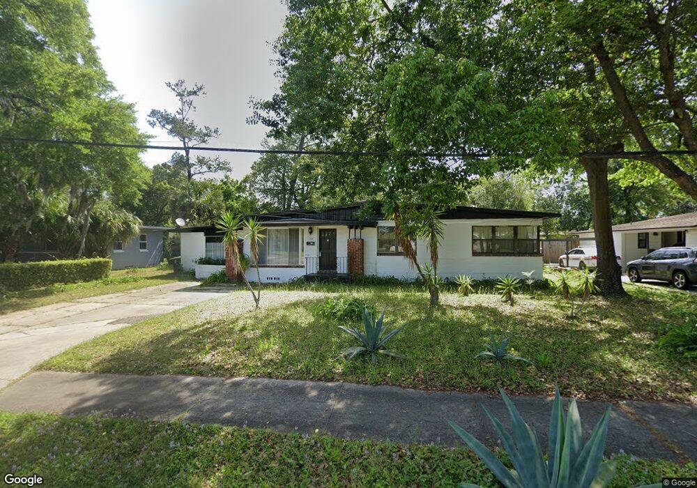 633 Mandalay Rd, Jacksonville, FL 32216 - photo 1