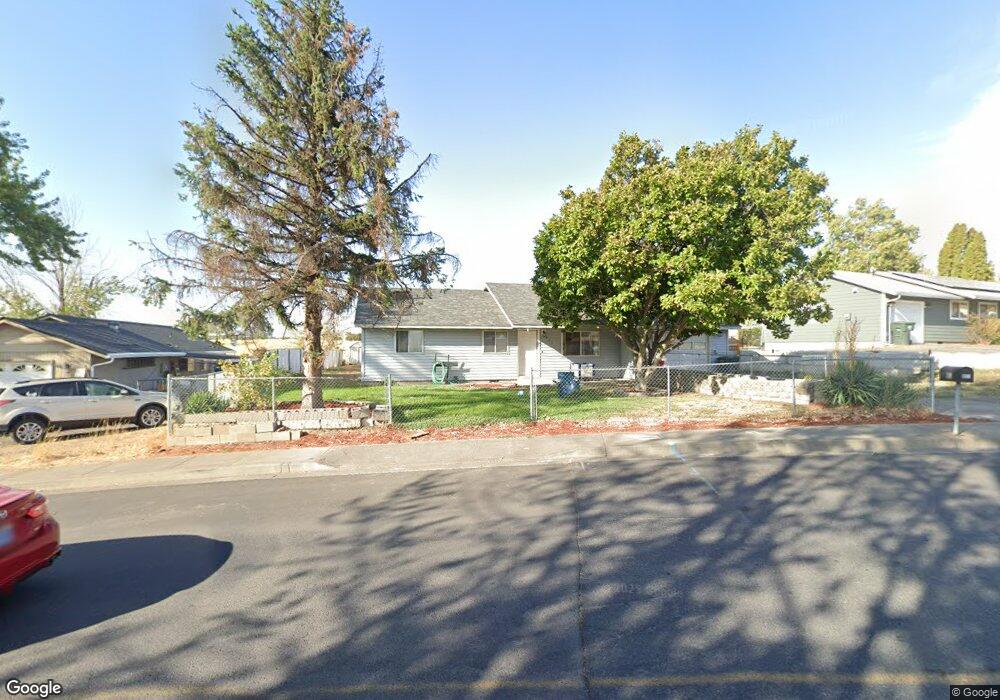 801 SW Marshall Ave, Pendleton, OR 97801 - photo 1