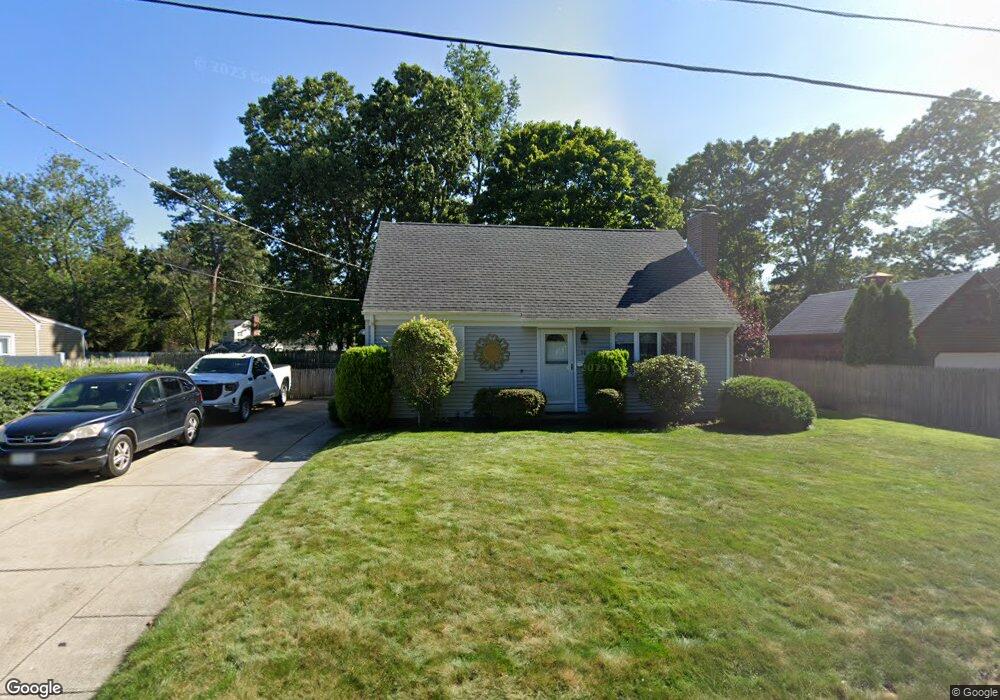 98 Lindy Ave, Riverside, RI 02915 - photo 1