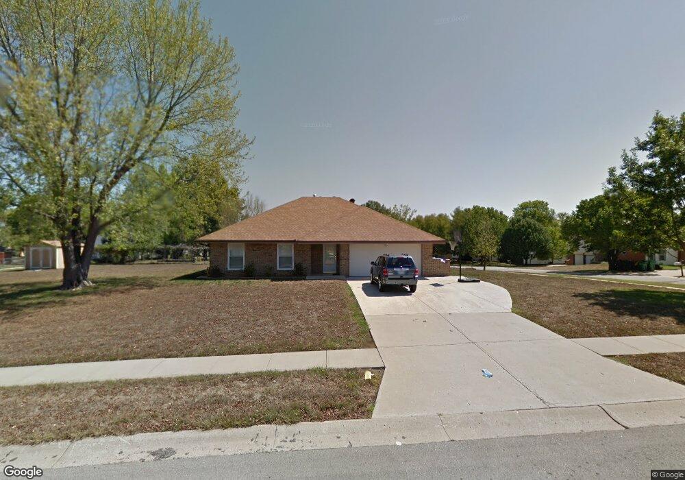 5217 Longview Rd, Shawnee, KS 66218 - photo 1