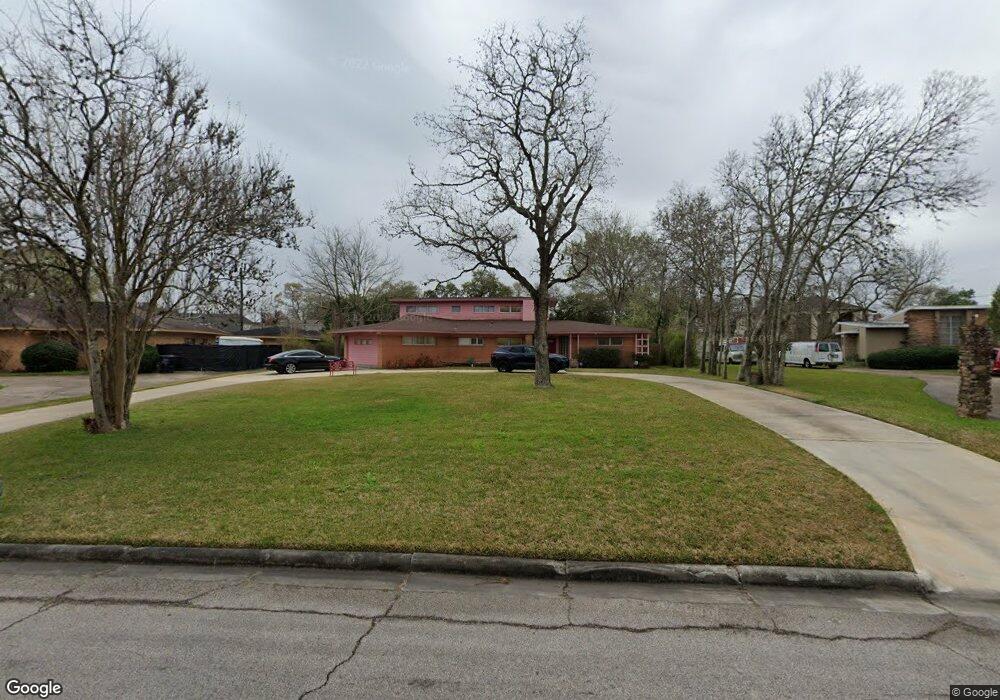 4002 Roseneath Dr, Houston, TX 77021 - photo 1