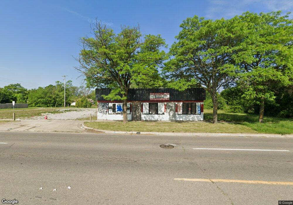 6307 N Saginaw St, Flint, MI 48505 - photo 1