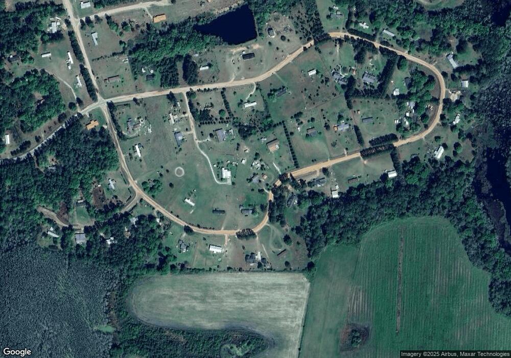 1182 Haley Cir, Douglas, GA 31533 - photo 1