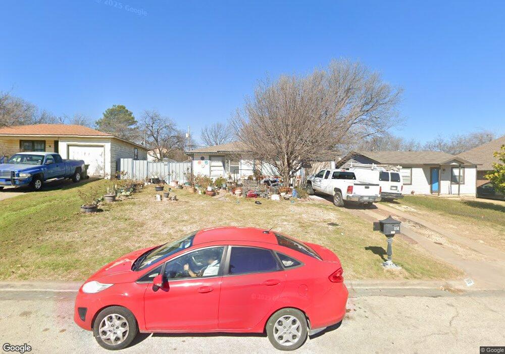 858 Mirike Dr, Fort Worth, TX 76108 - photo 1
