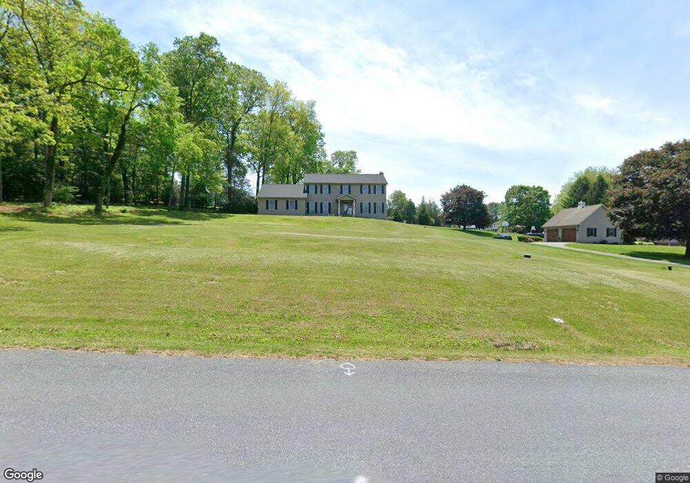 42 Phillip Dr, Kirkwood, PA 17536 - photo 1