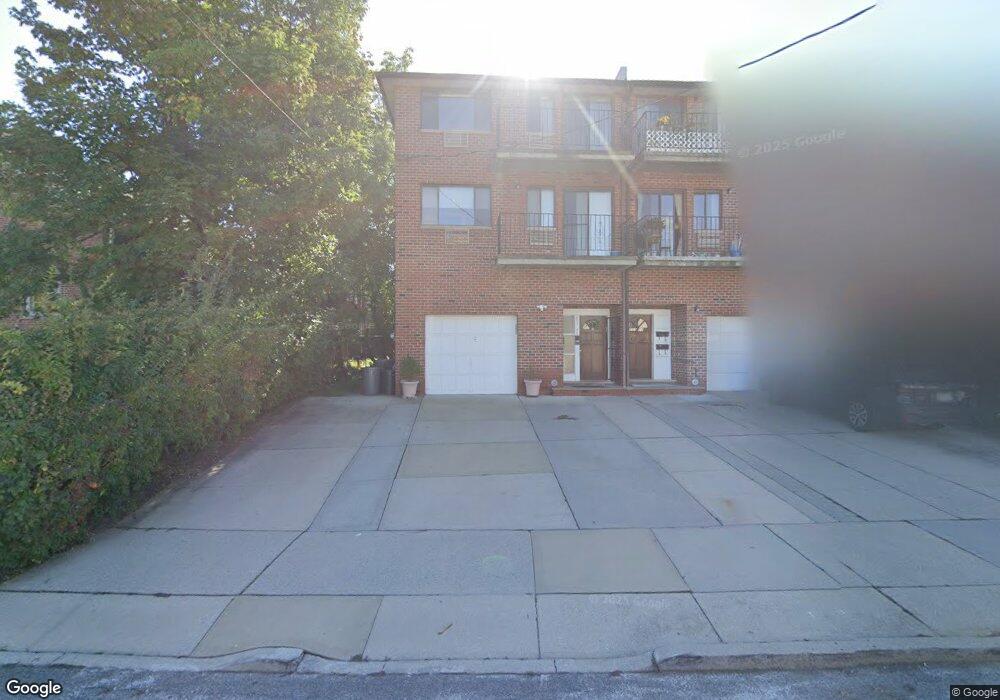 25334 W End Dr unit 2, Little Neck, NY 11362 - photo 1