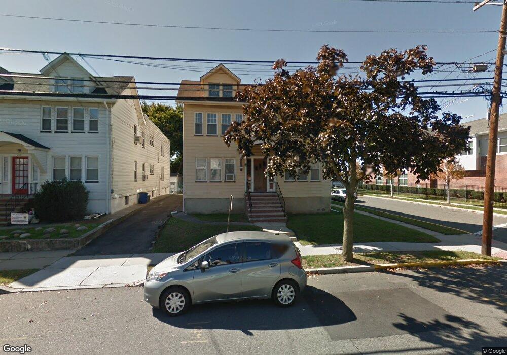 428 Fern Ave unit 2nd fl.Right, Lyndhurst, NJ 07071 - photo 1