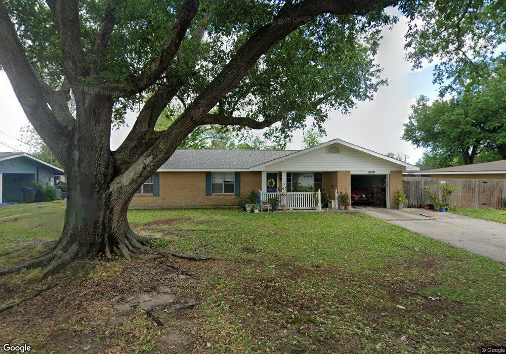 227 Beauregard St, Lake Charles, LA 70605 - photo 1