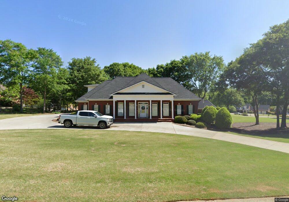 670 Iris Ln, Winder, GA 30680 - photo 1