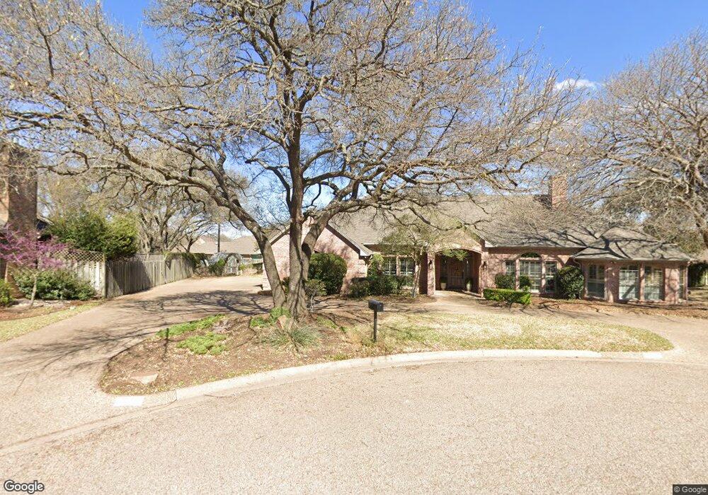 609 Stoneridge Ct, Cleburne, TX 76033 - photo 1