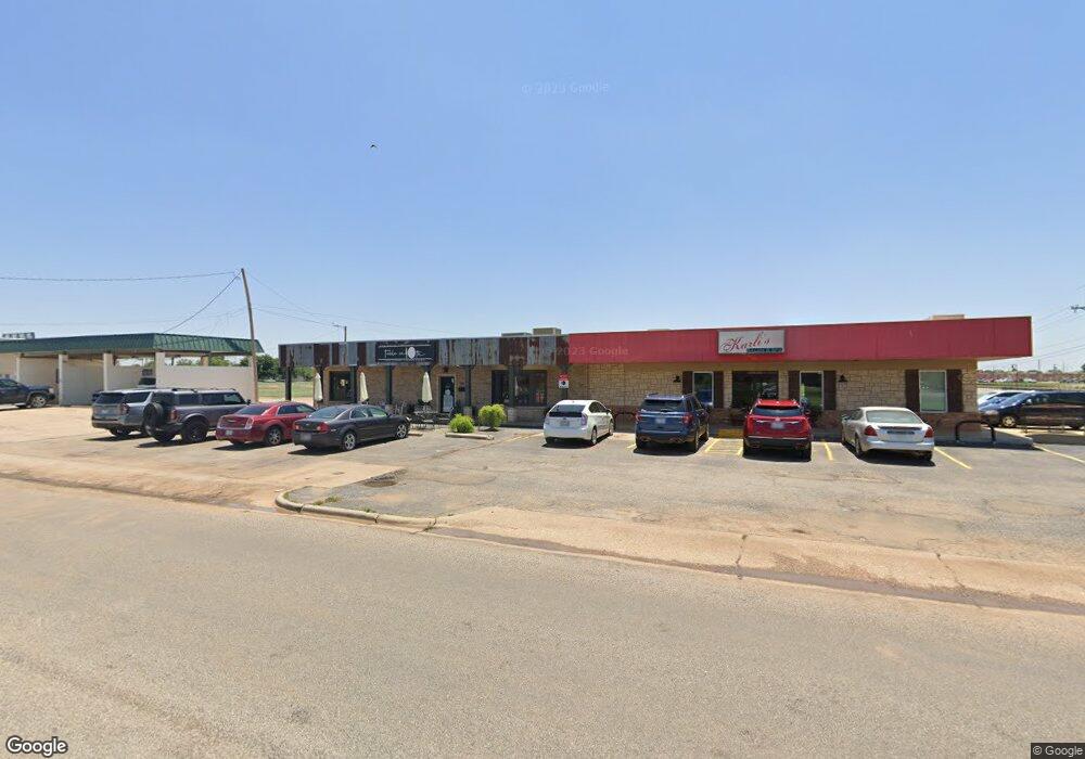 3115 W 10th, Plainview, TX 79072 - photo 1