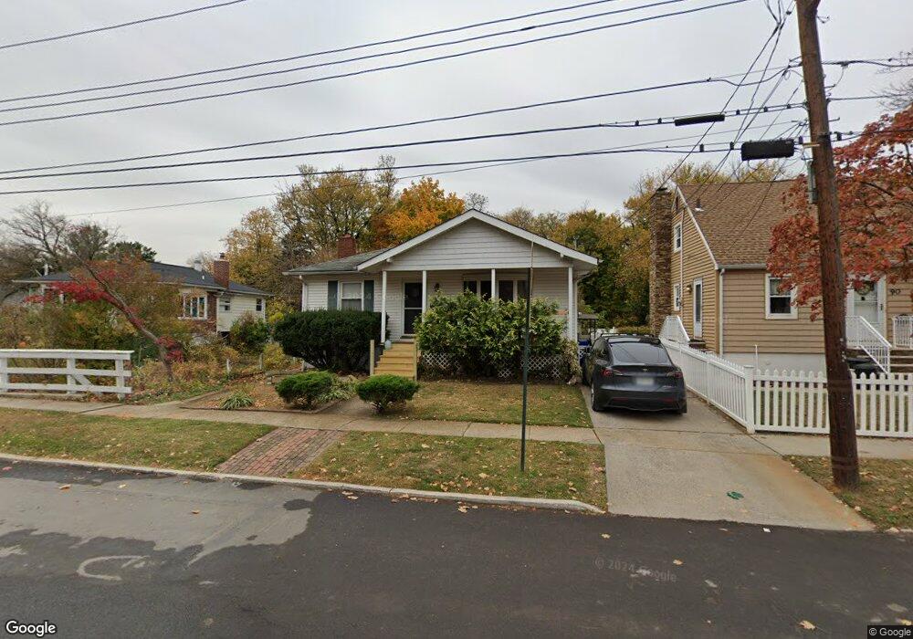 94 Kissel Ave, Staten Island, NY 10310 - photo 1