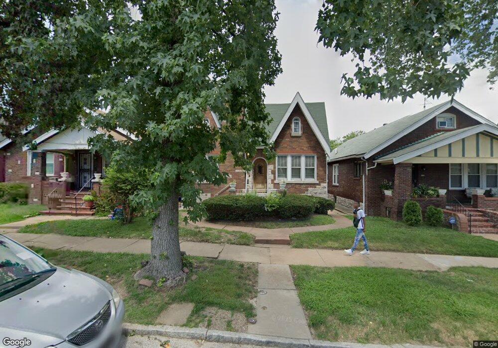 4725 Penrose St, Saint Louis, MO 63115 - photo 1