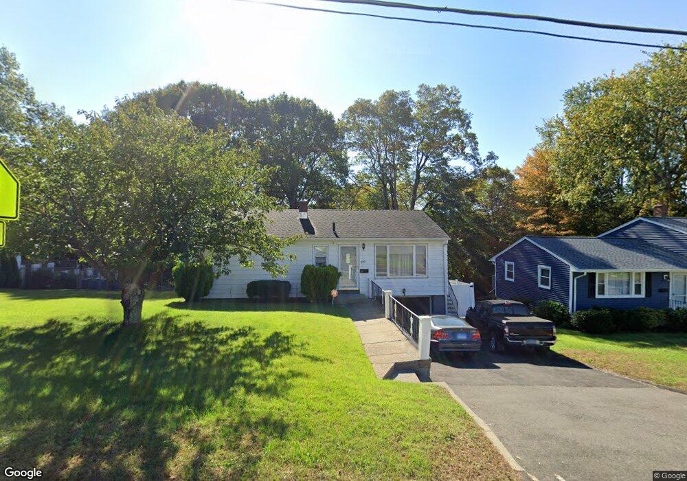 290 Pearl Lake Rd, Waterbury, CT 06706 - photo 1