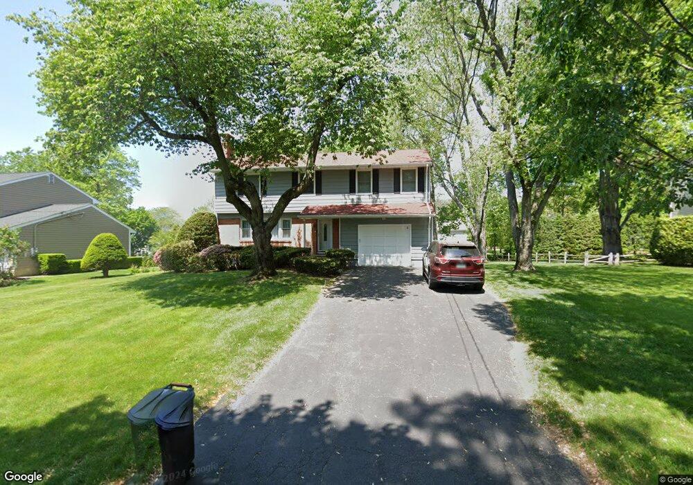 12 Holly Ln, Rye Brook, NY 10573 - photo 1