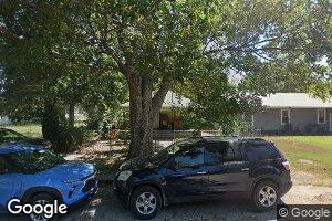 305 S Cherry St, Commerce, OK 74339