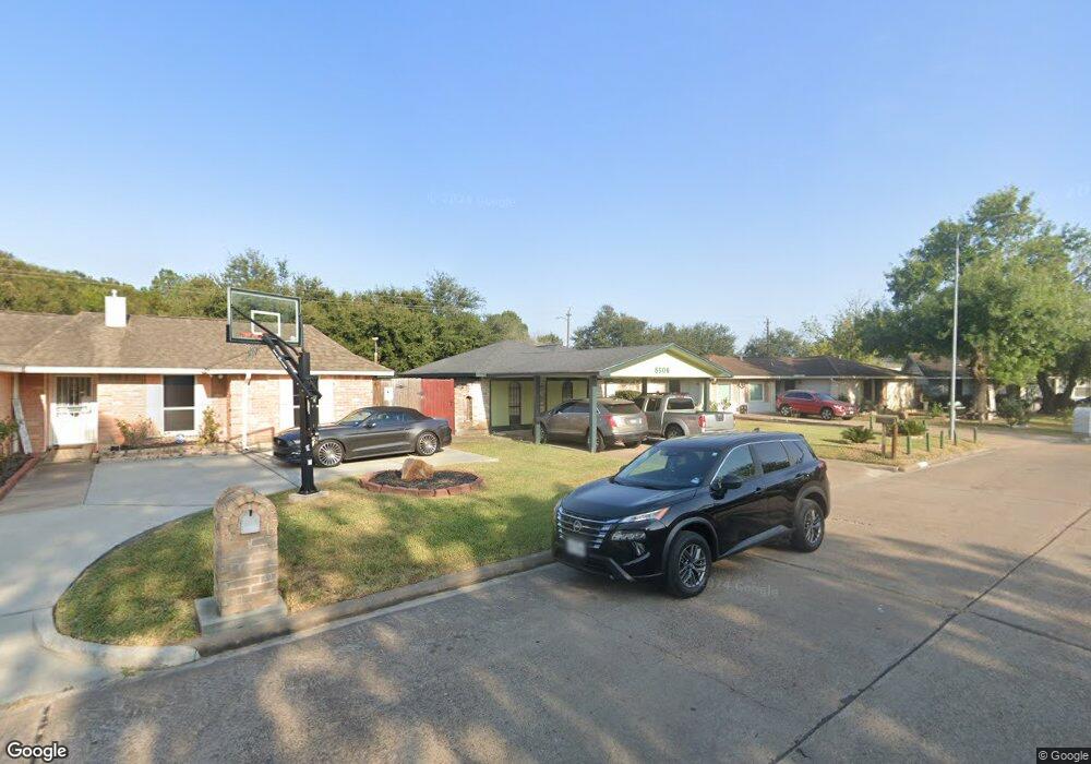 8506 Whitecastle Ln, Houston, TX 77088 - photo 1