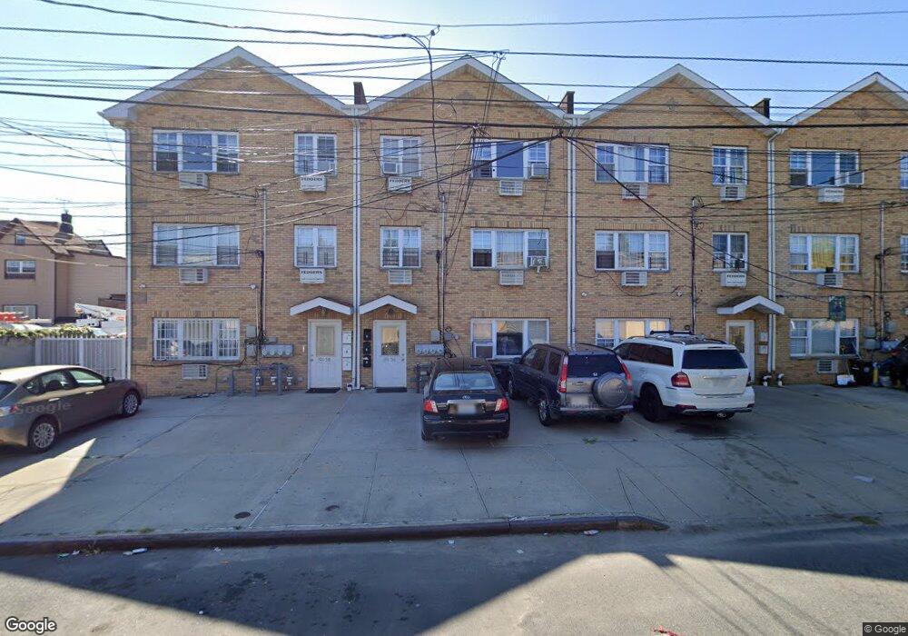 10154 99th St, Ozone Park, NY 11416 - photo 1