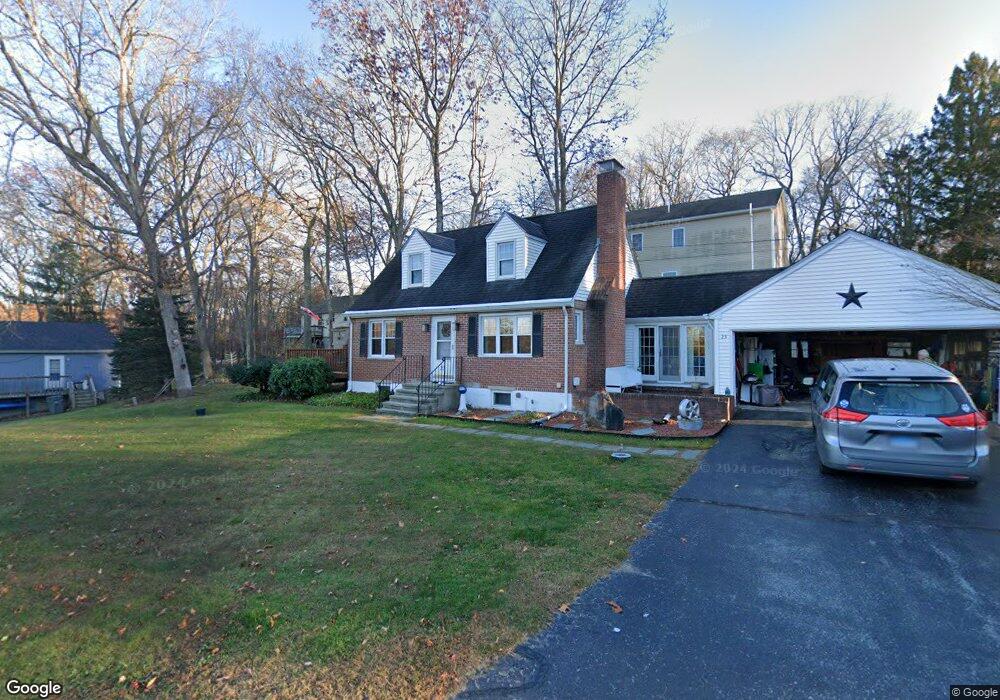 23 Beverly Rd, Niantic, CT 06357 - photo 1