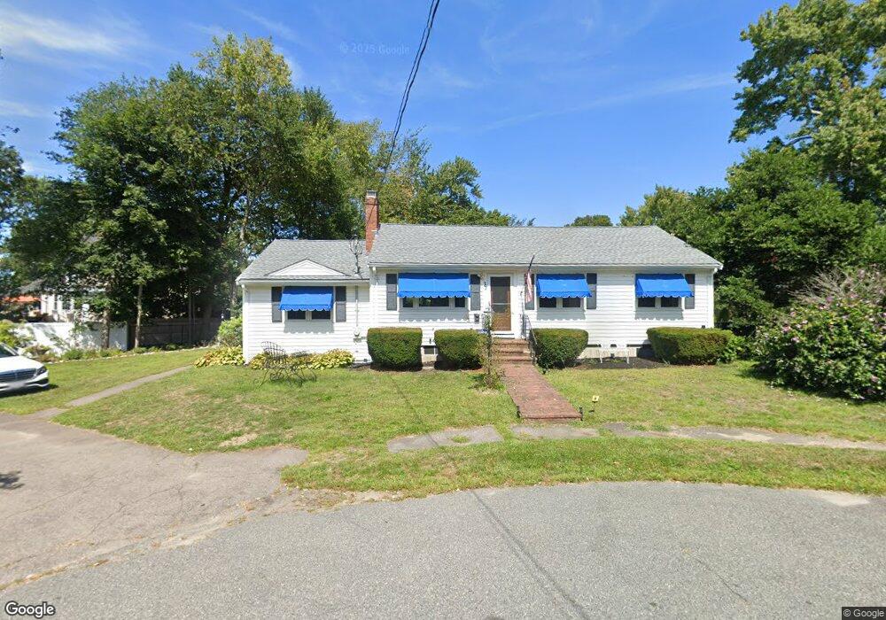 32 Welland Cir, Weymouth, MA 02188 - photo 1