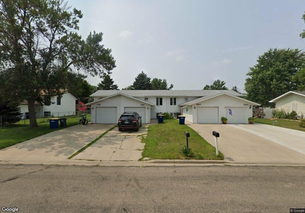 1511 7th Ave NE, Jamestown, ND 58401 - photo 1