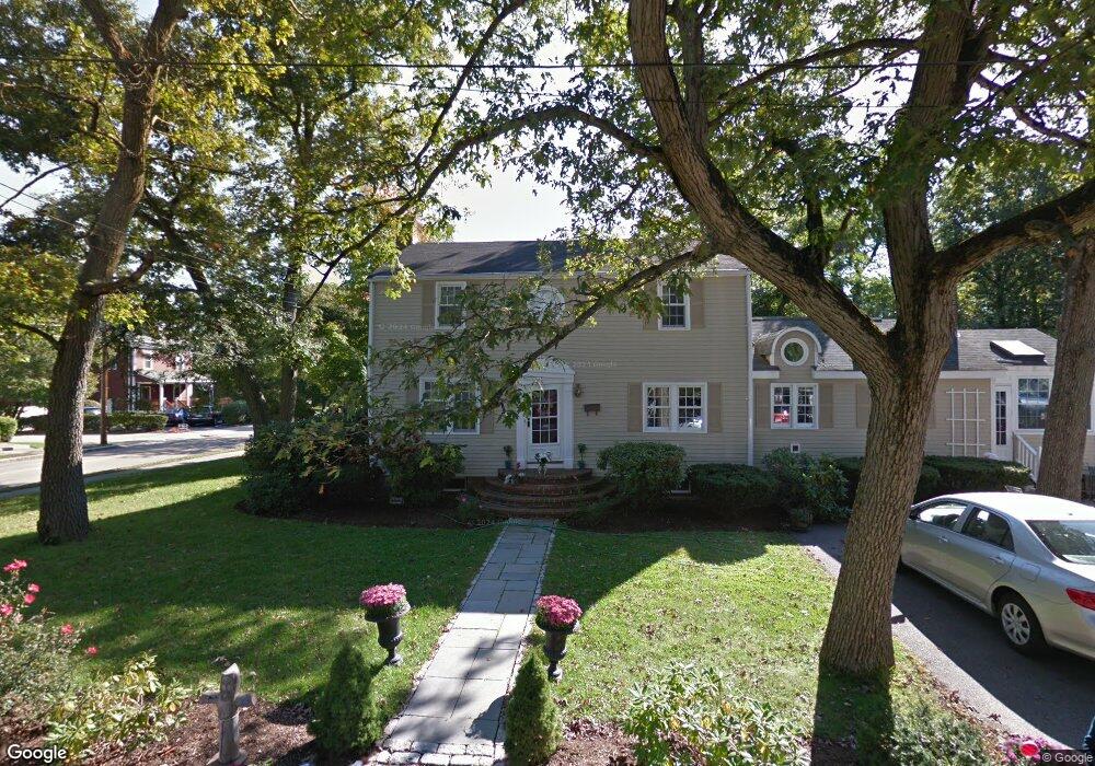 6 Acorn Dr, Auburndale, MA 02466 - photo 1