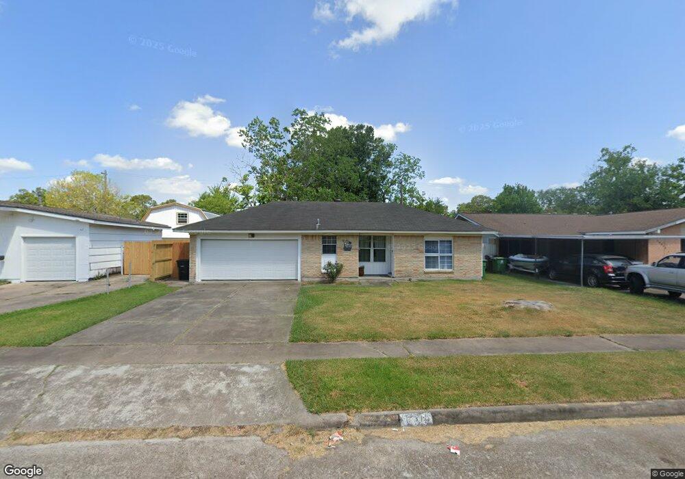 10315 Carthage Dr, Houston, TX 77089 - photo 1