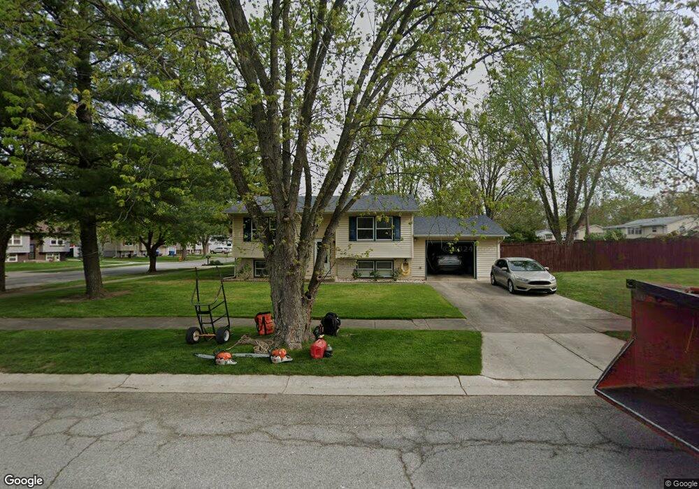 940 S Chase Dr, Crown Point, IN 46307 - photo 1