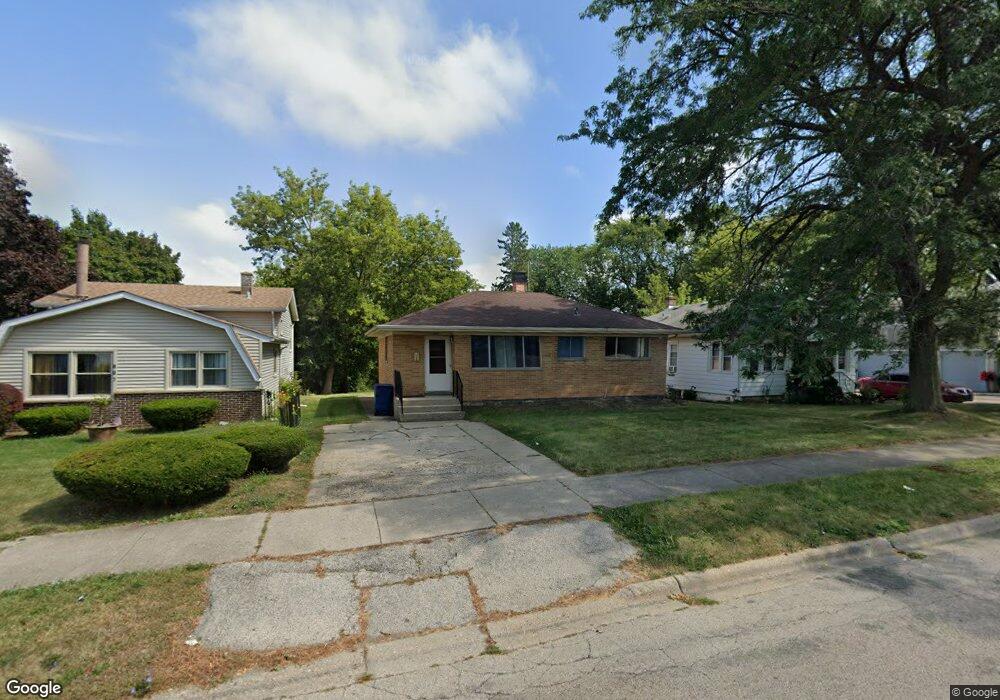 805 N Mcaree Rd, Waukegan, IL 60085 - photo 1